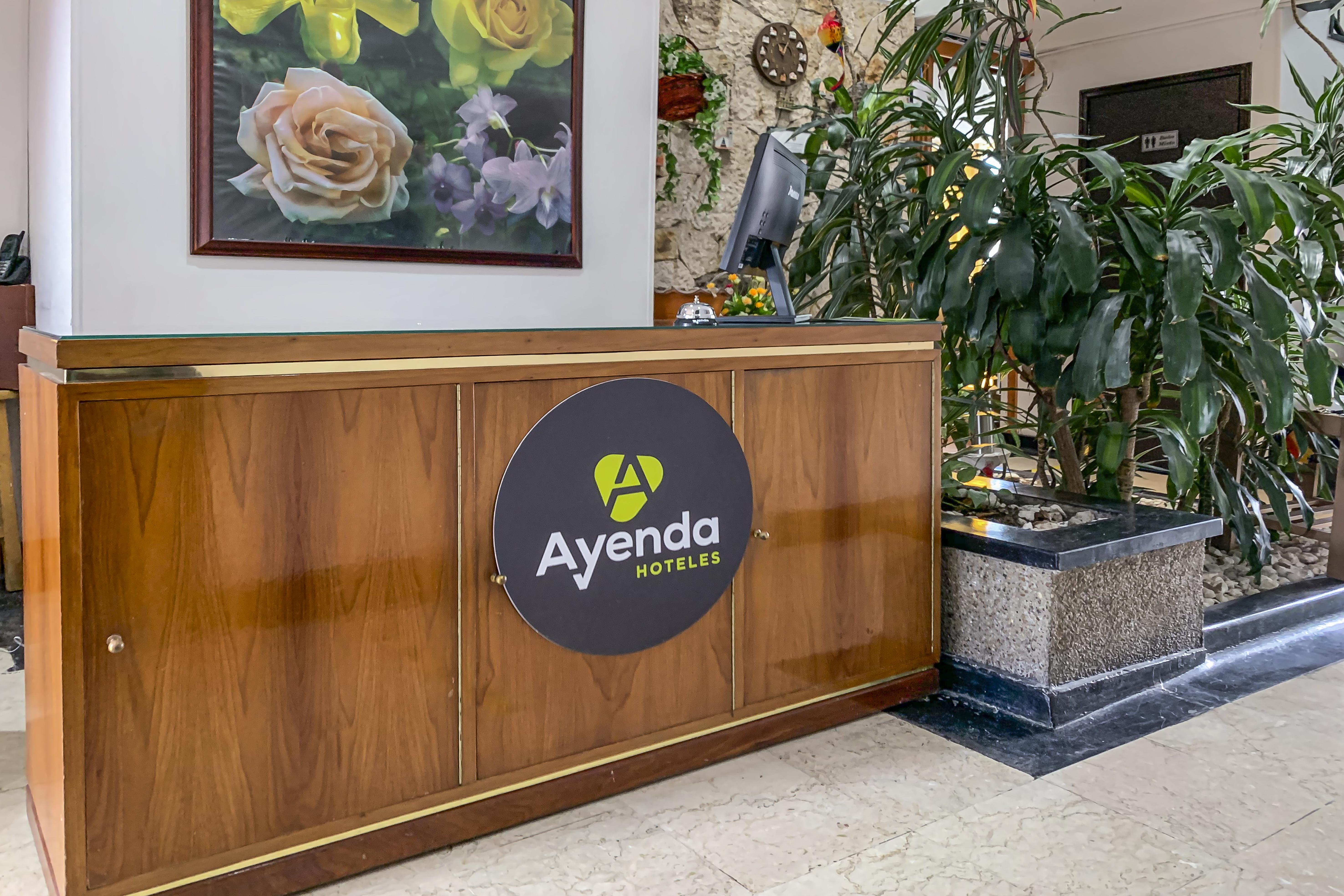 Ayenda 1080 Bogota Alpes Castellana住宿加早餐旅馆 外观 照片